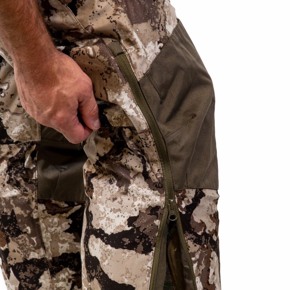 Hot Shot Men’s Elite Insulated Camo Hunting BIB VOTED ONE OF THE TOP 5 OF 2025!! - Picture 6 of 8